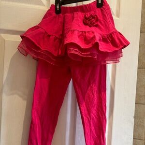 Hot pink leggings with attached skirt and flower Girls 7